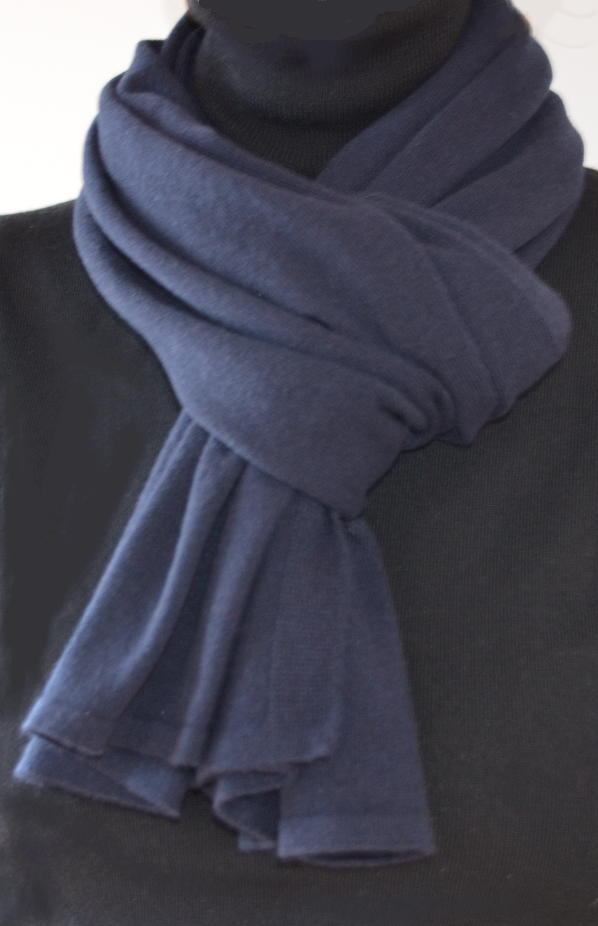 Cashmere Scarf / Stole in Dark Blue › my pulli